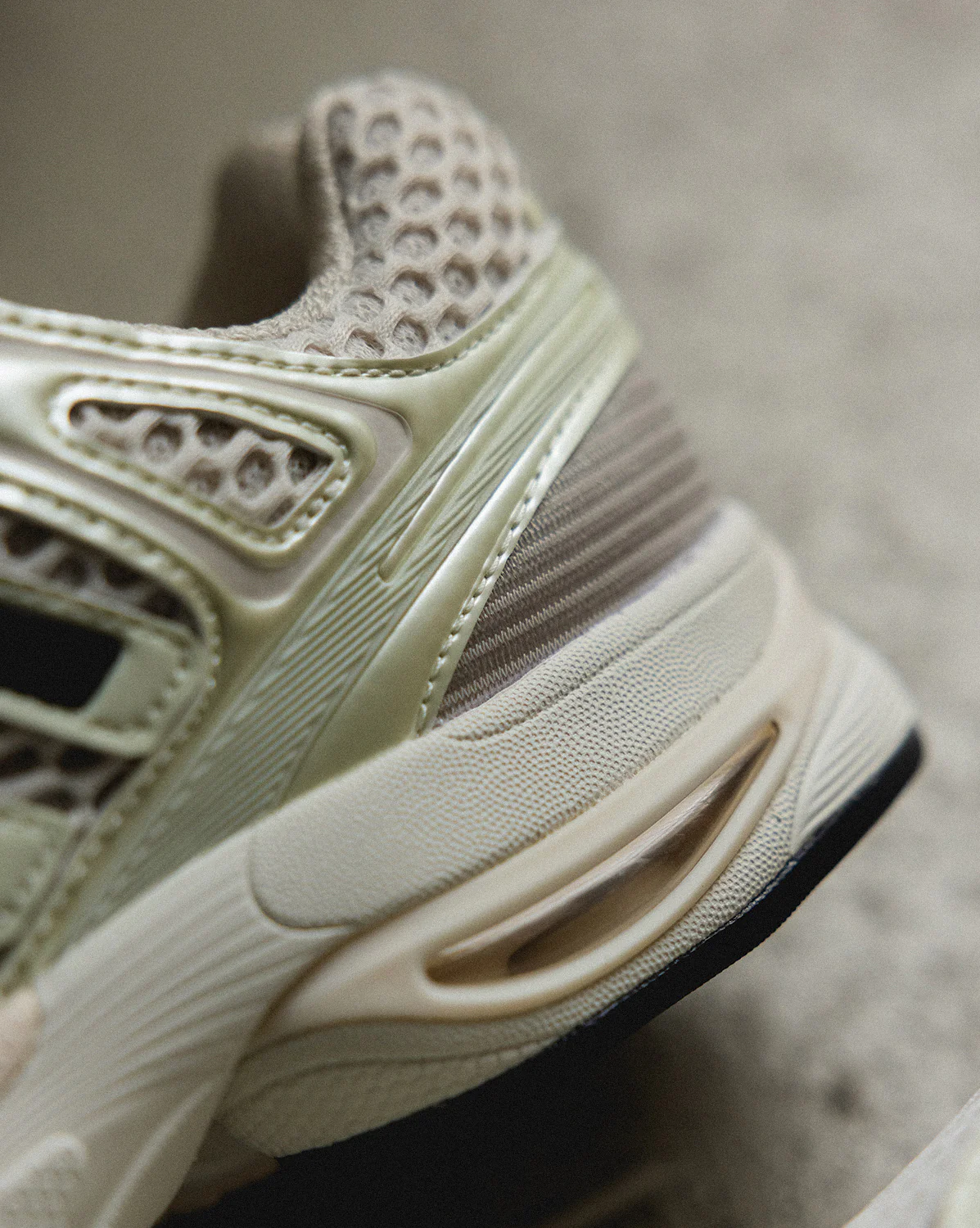 Adidas Adistar Control 5 - Image 3