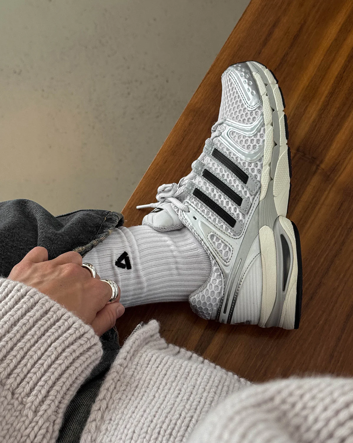 Adidas Adistar Control 5 - Image 3