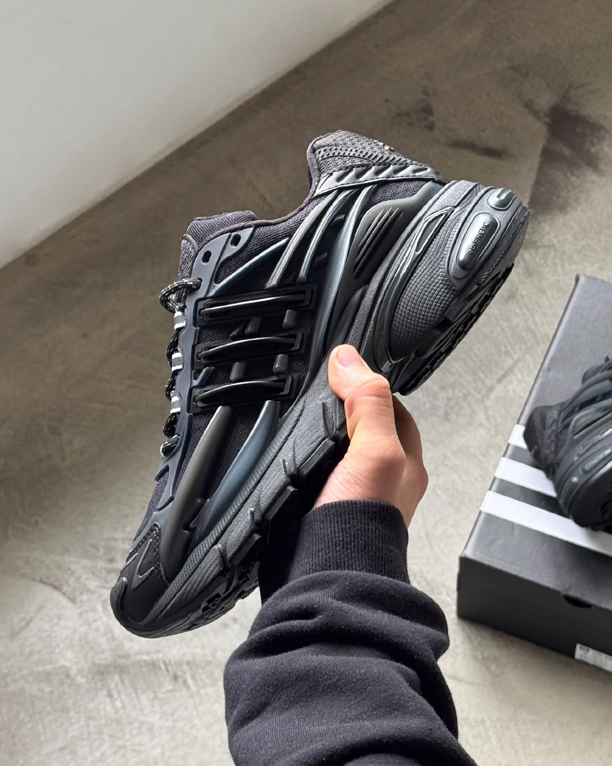 Adidas x Pharrell Williams Adistar Jellyfish - Image 3