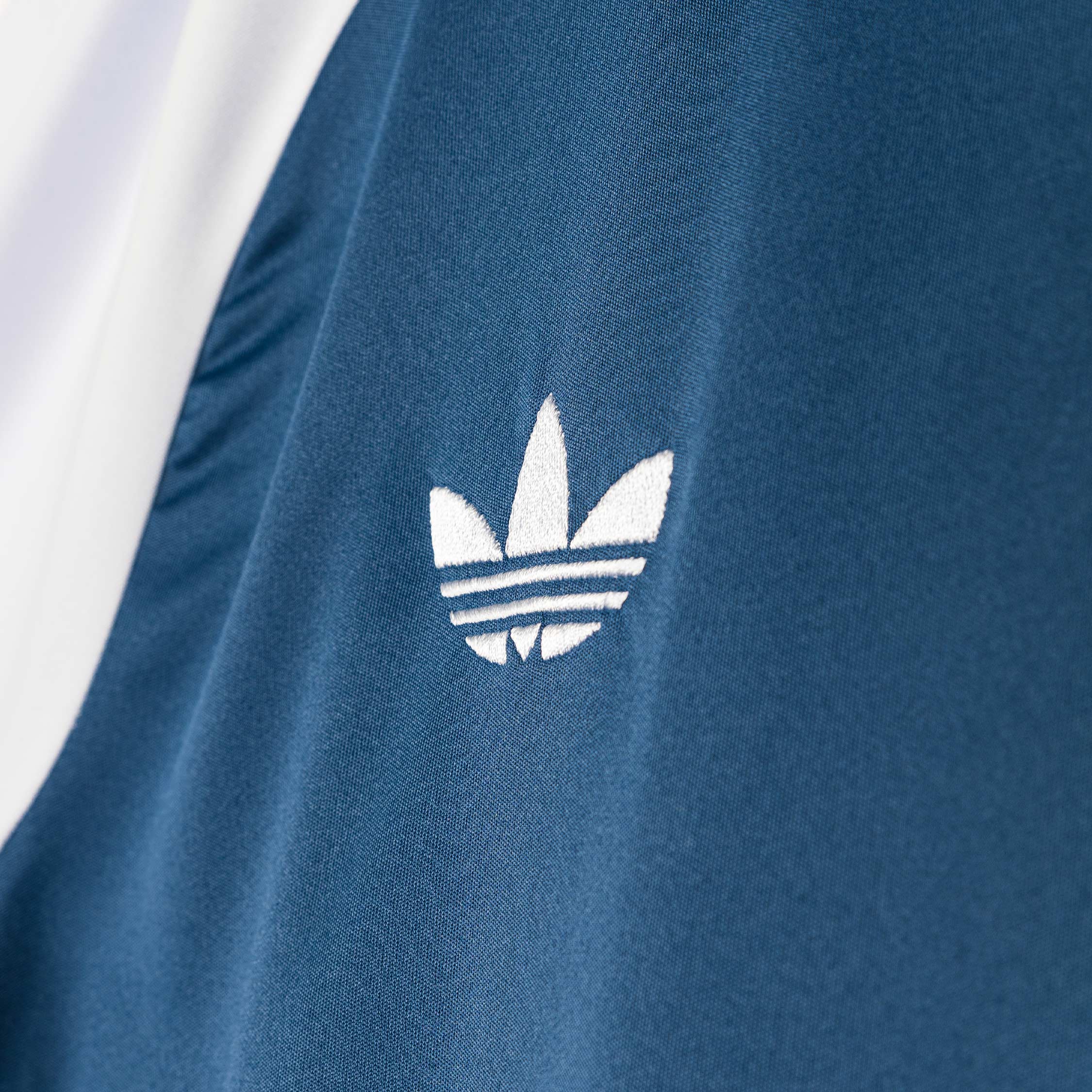 Adidas	Italy 26 Away Prematch Match Jersey - Image 4