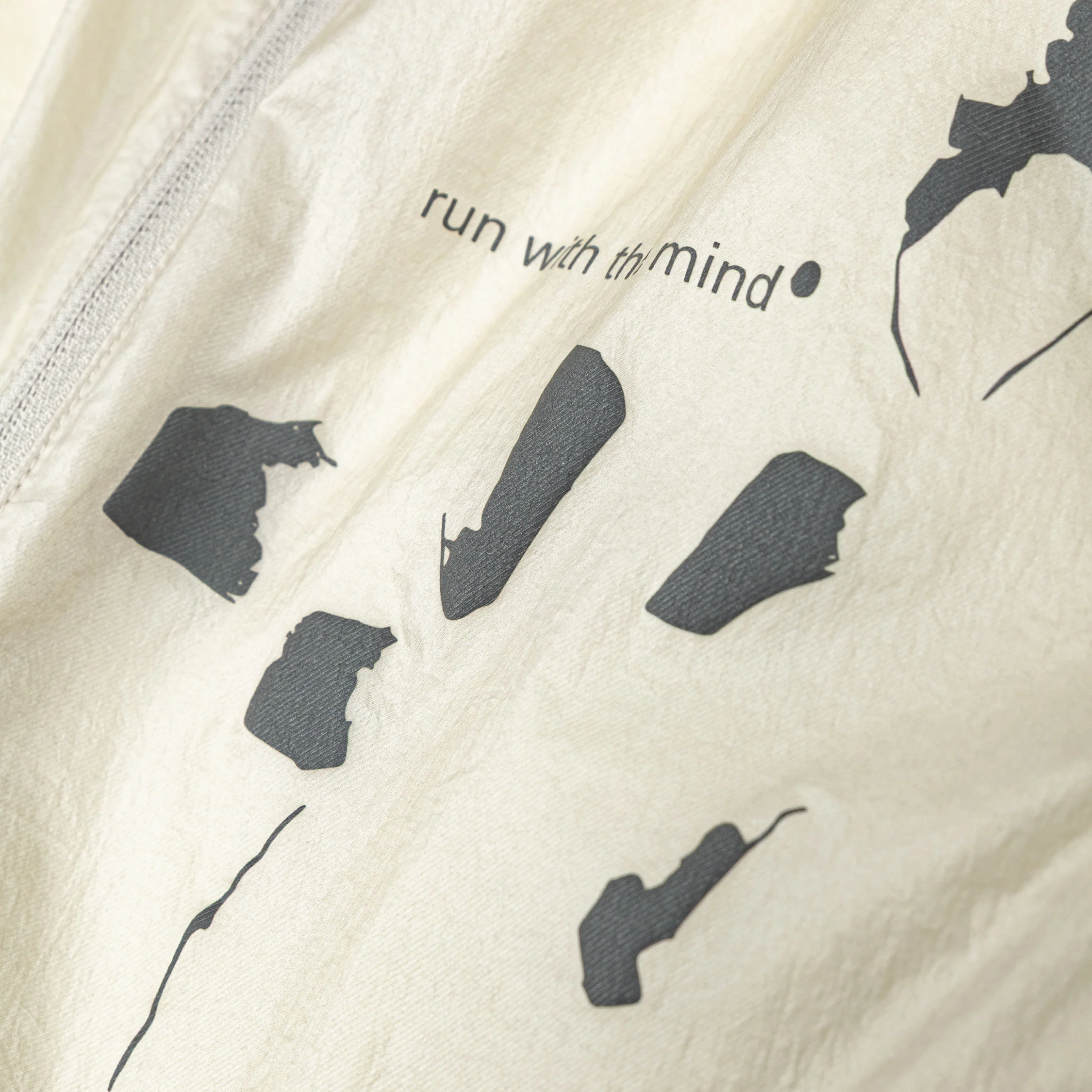 Adidas	x Hermanos Koumori Adi365 Running Vest - Image 4