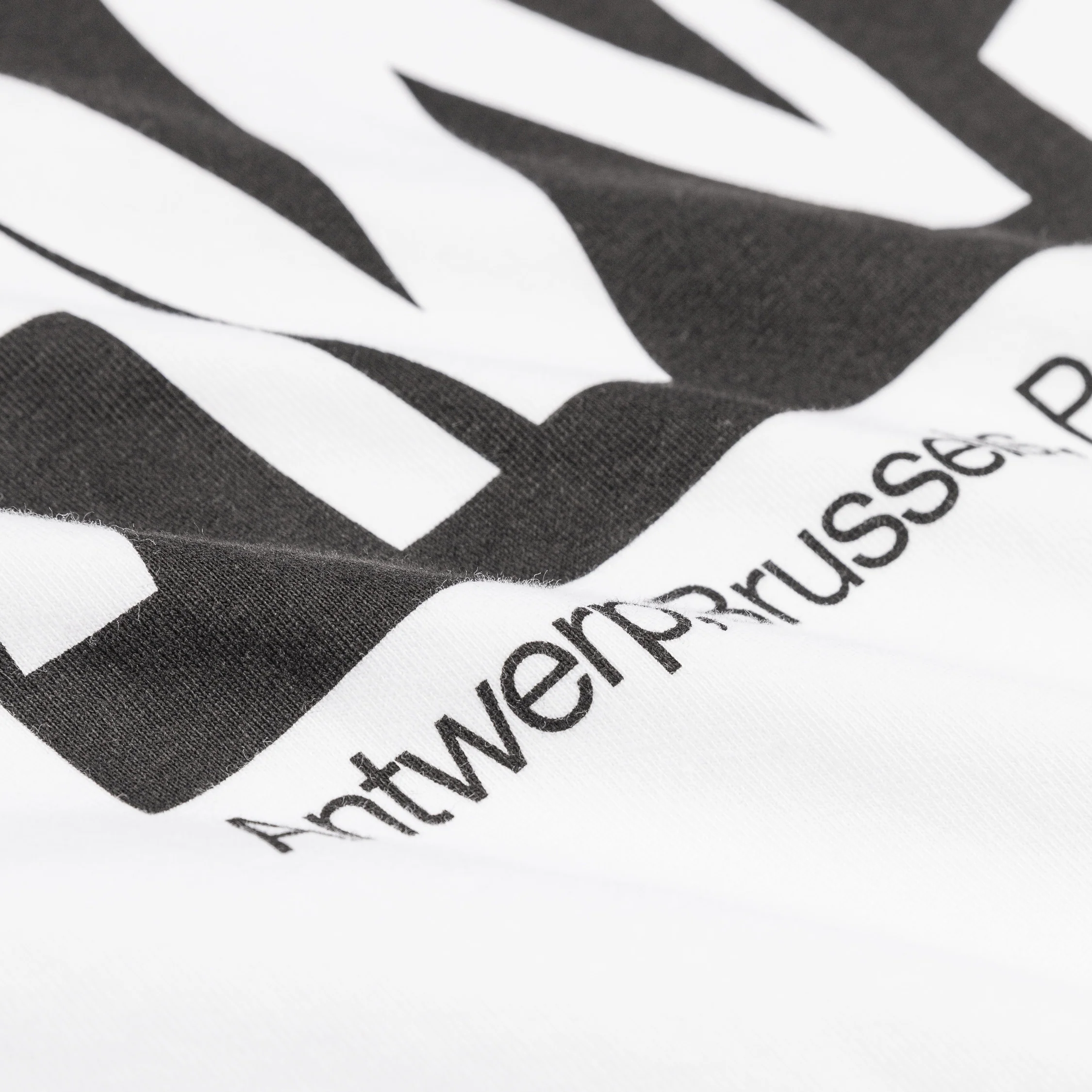 Arte Antwerp Cut Out Print T-Shirt - Image 4