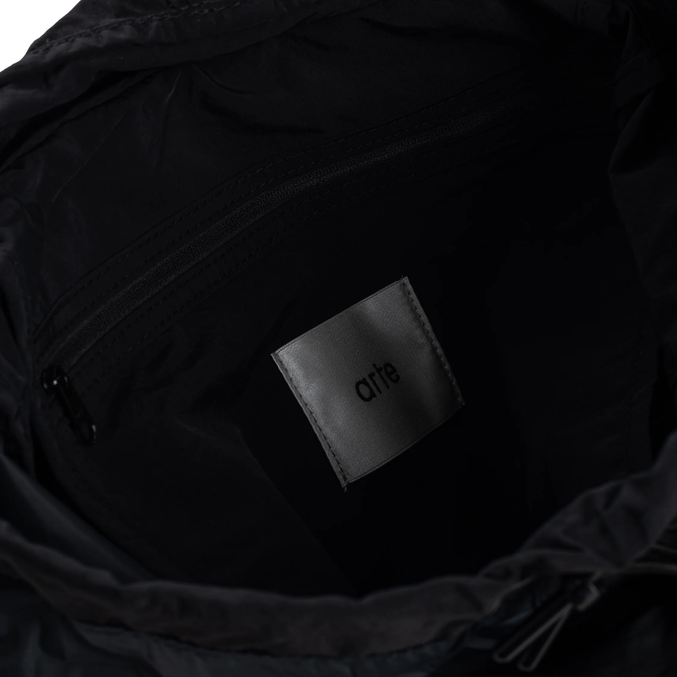 Arte Antwerp Drawstring Nylon Backpack - Image 5