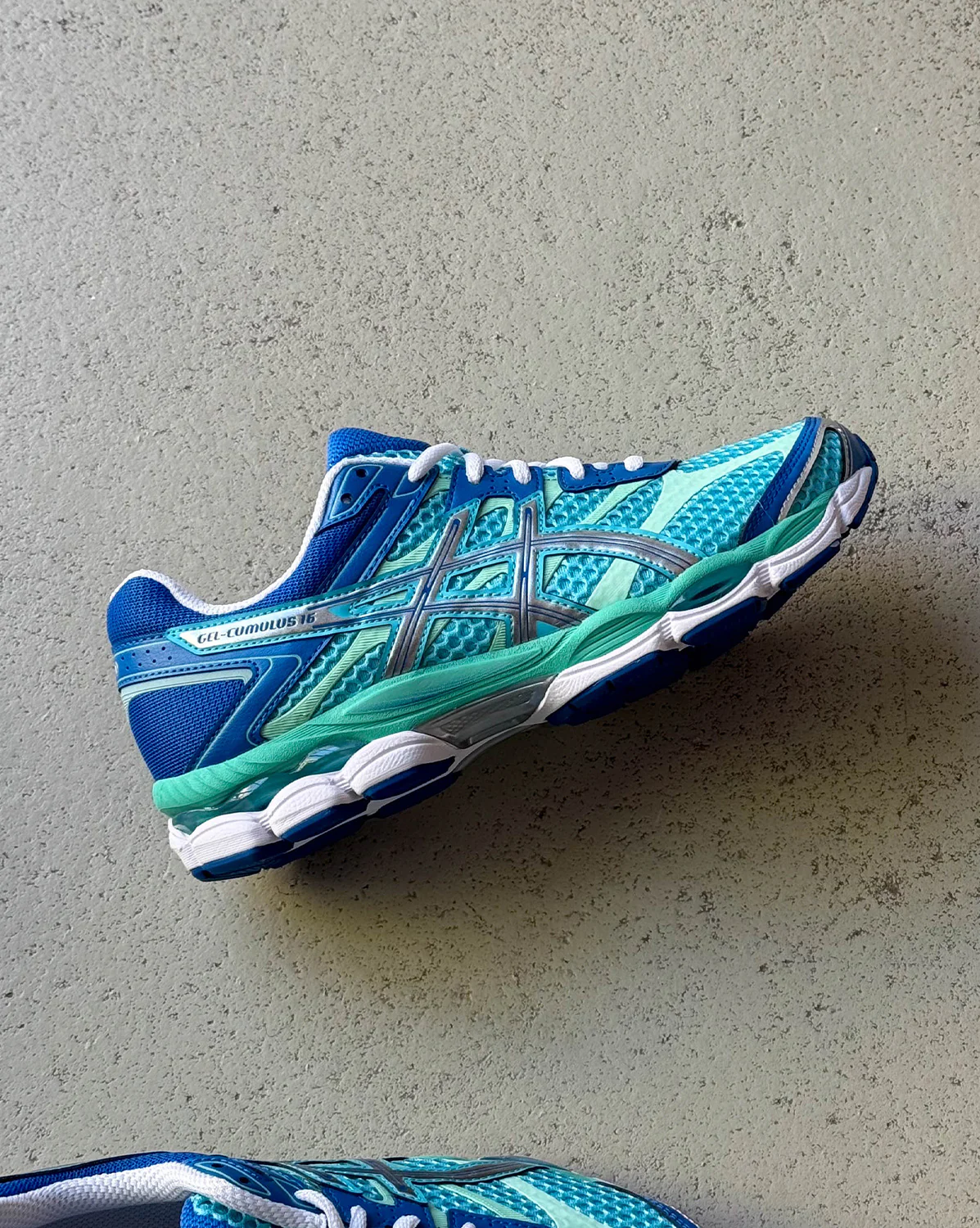 Asics GEL-Cumulus 16 - Image 2