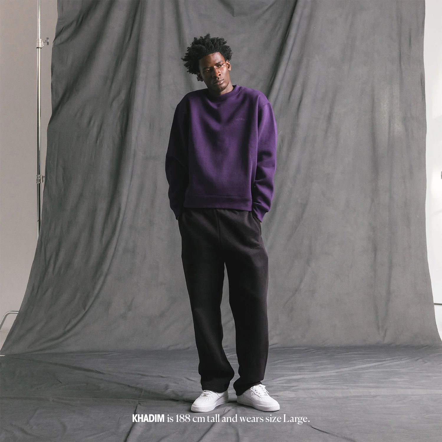 Asphaltgold Essential Crewneck - Image 2