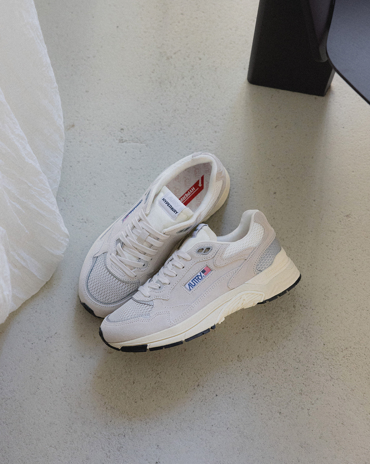 Autry Hyperway  *Suede / Mesh* - Image 2