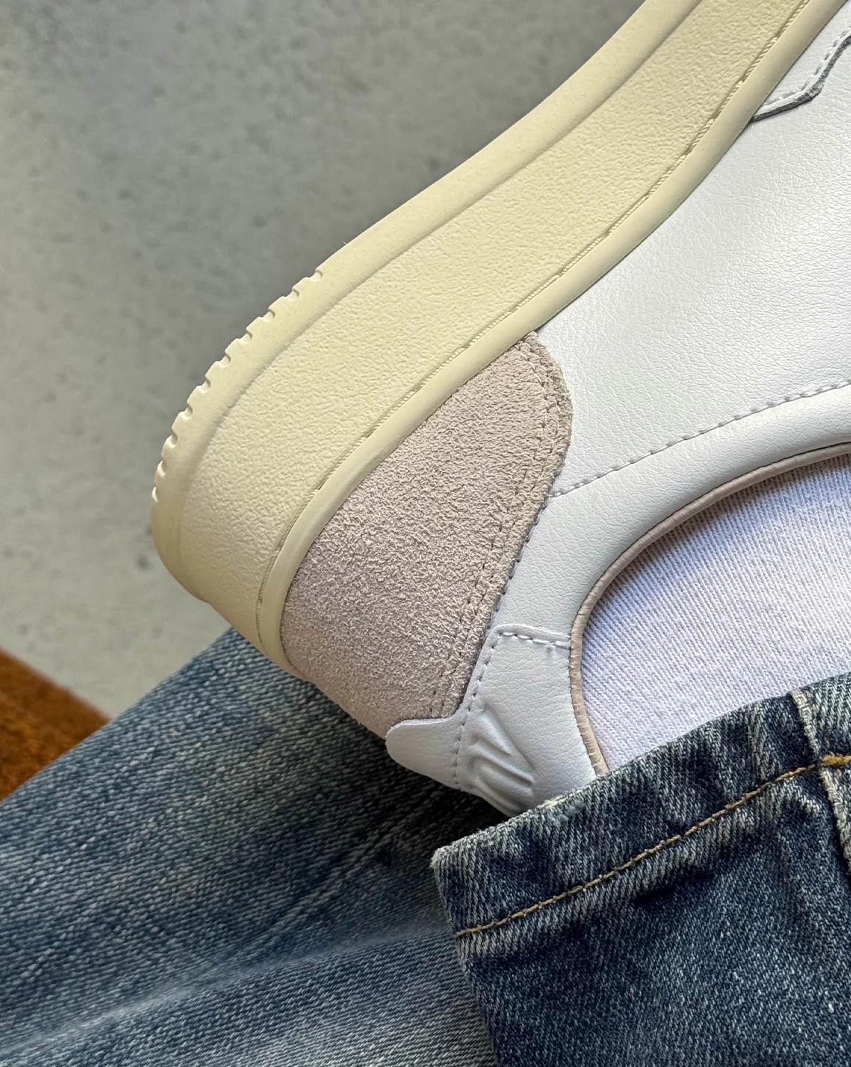 Autry Medalist W *Leather / Suede* - Image 4