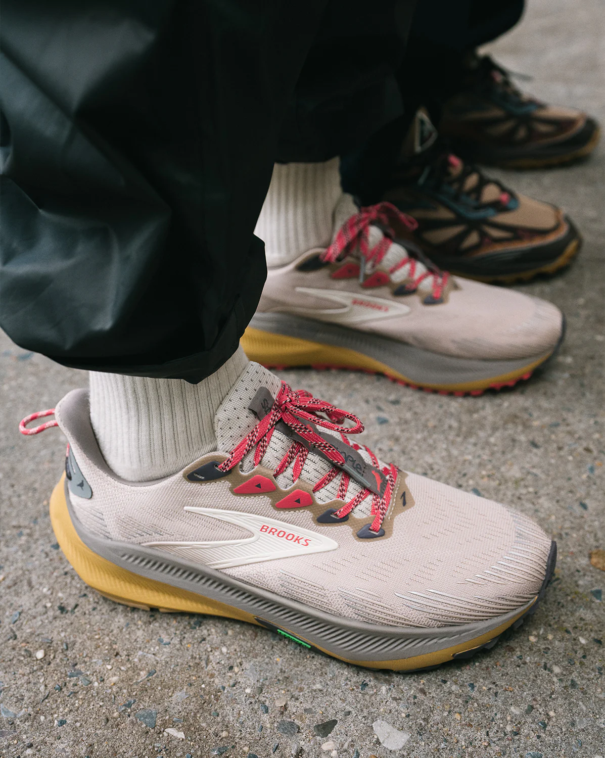 Brooks x Staple Ghost Trail - Image 5