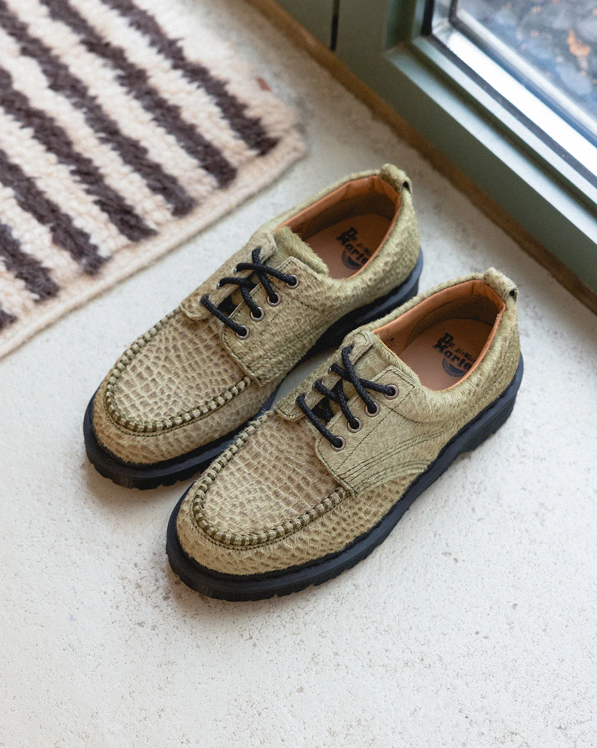 Dr. Martens Lowell - Image 2