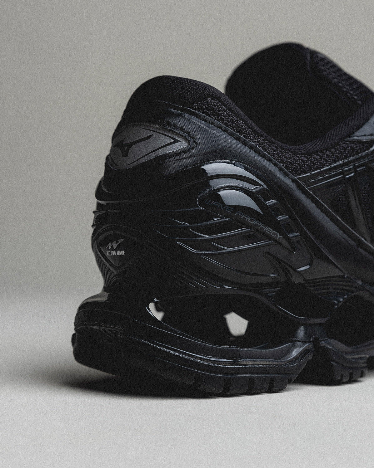 Mizuno Wave Prophecy LS - Image 6