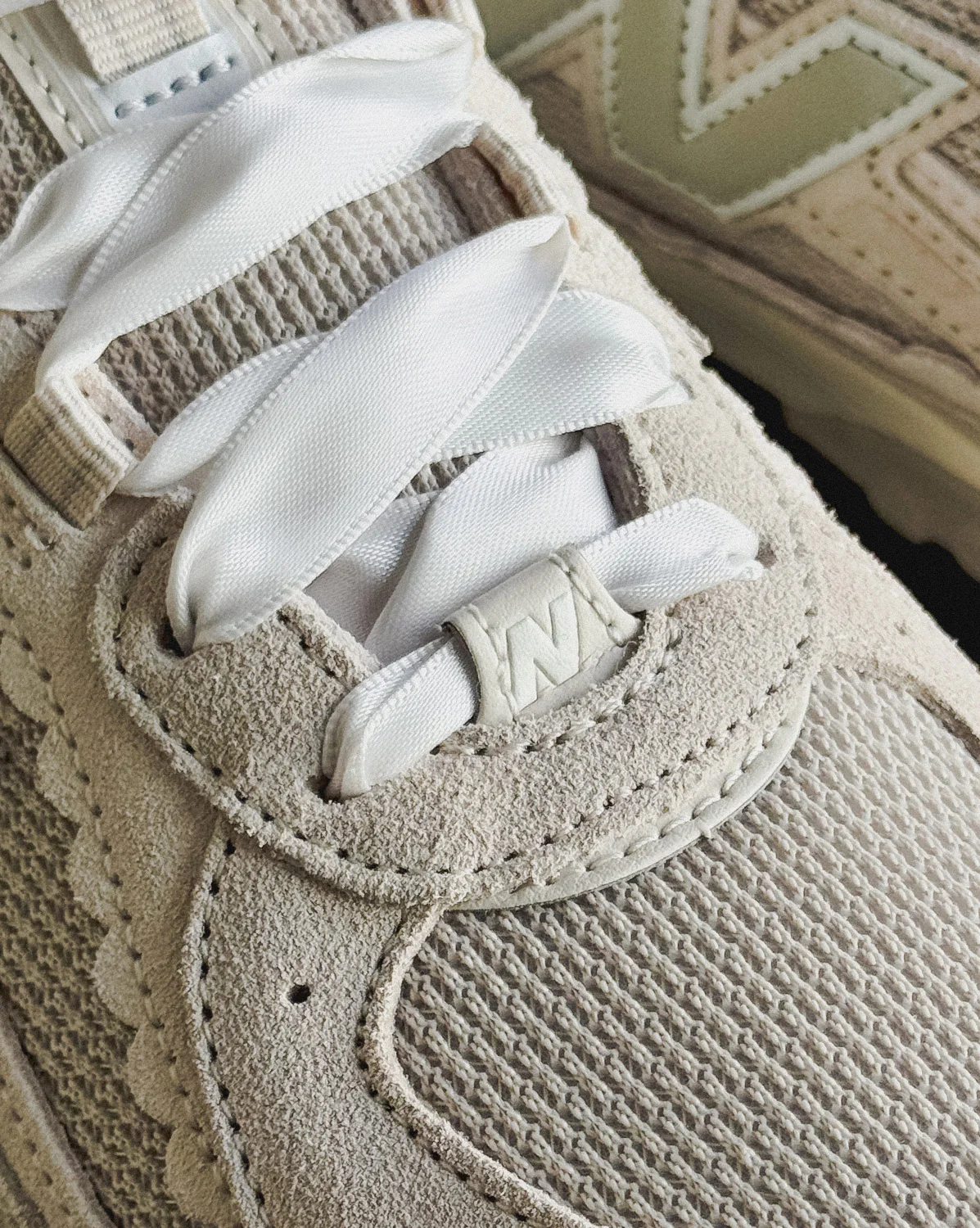 New Balance 204L *Ribbon Pack* - Image 3