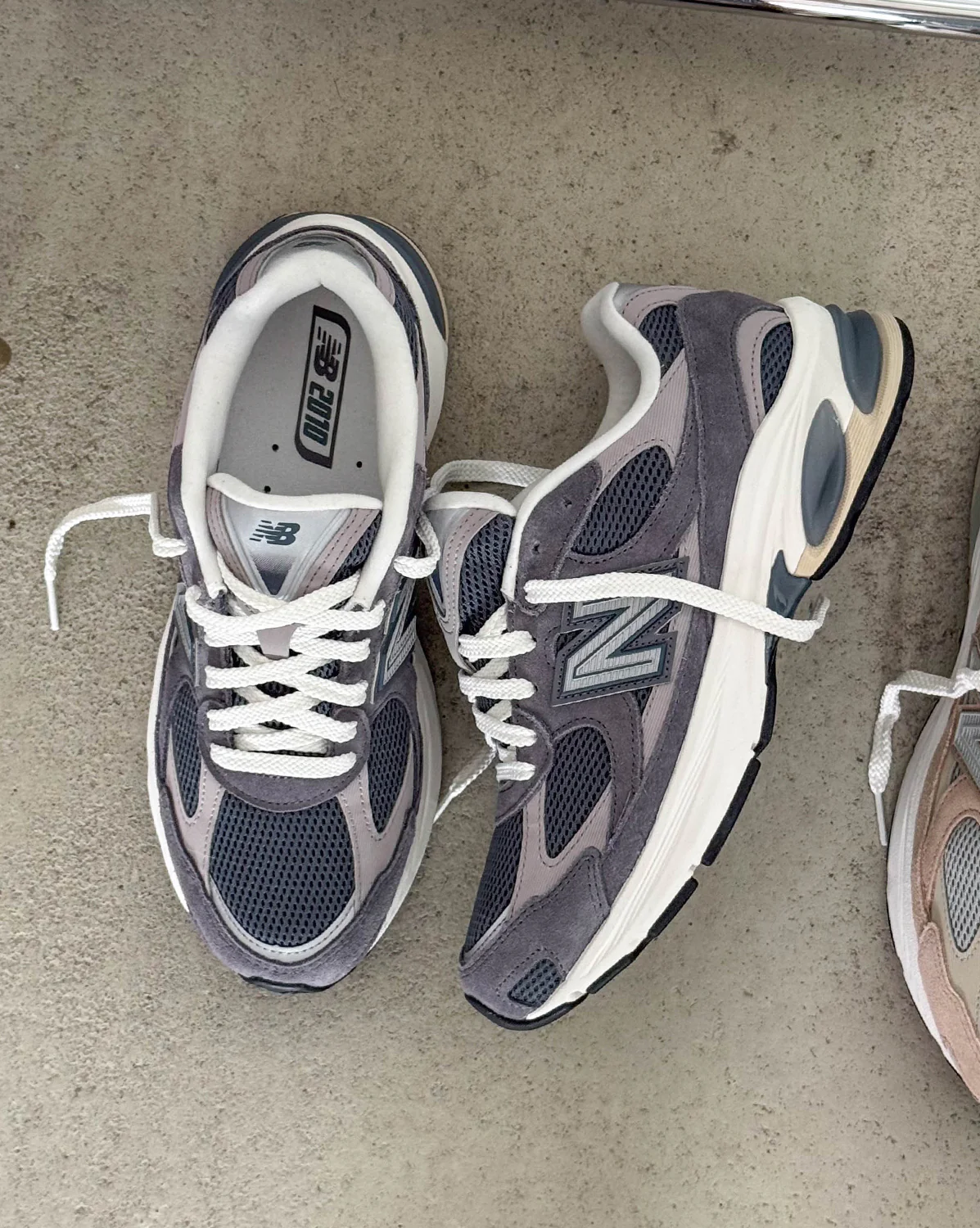 New Balance ABZORB 2010 - Image 2