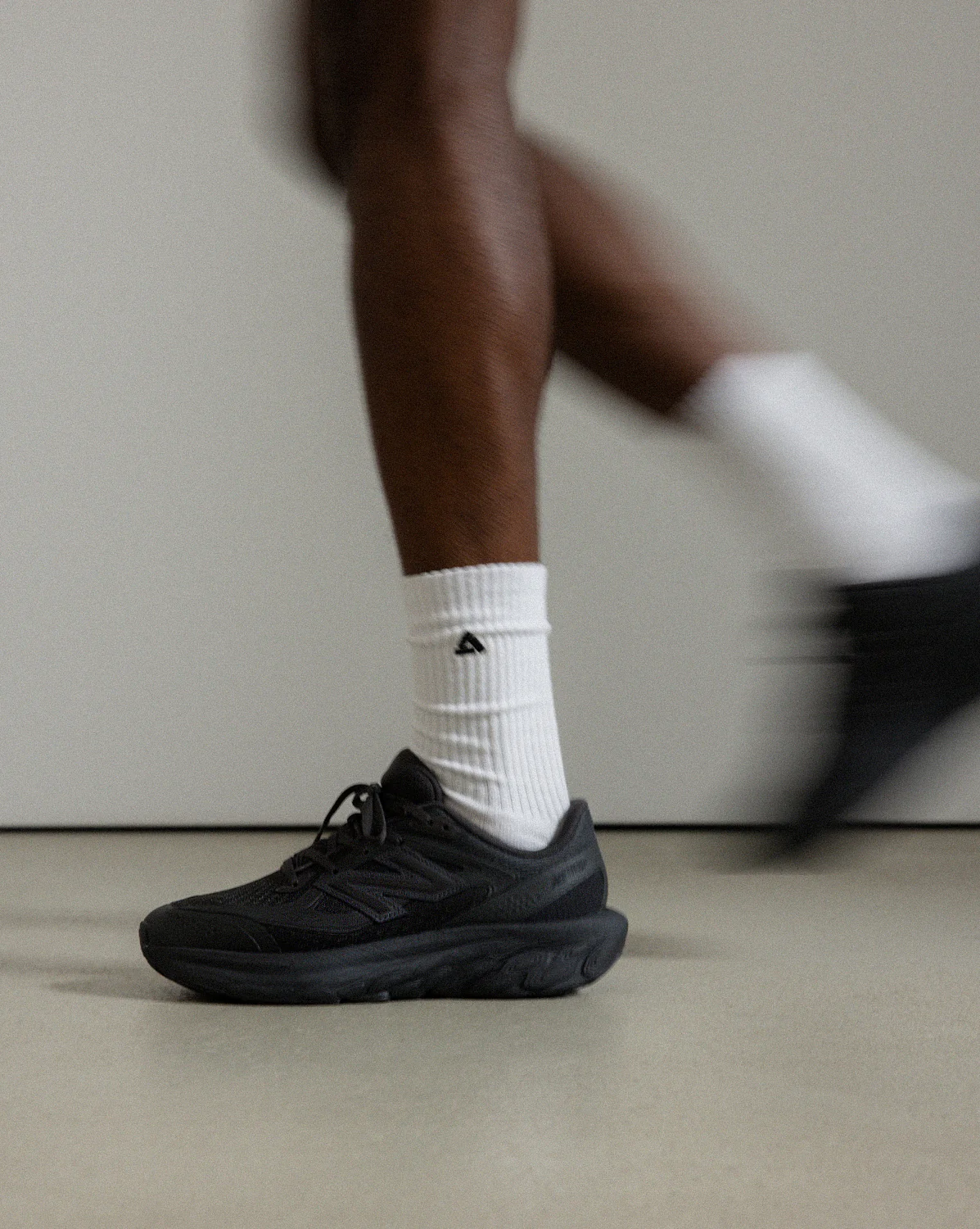 New Balance 800 - Image 2