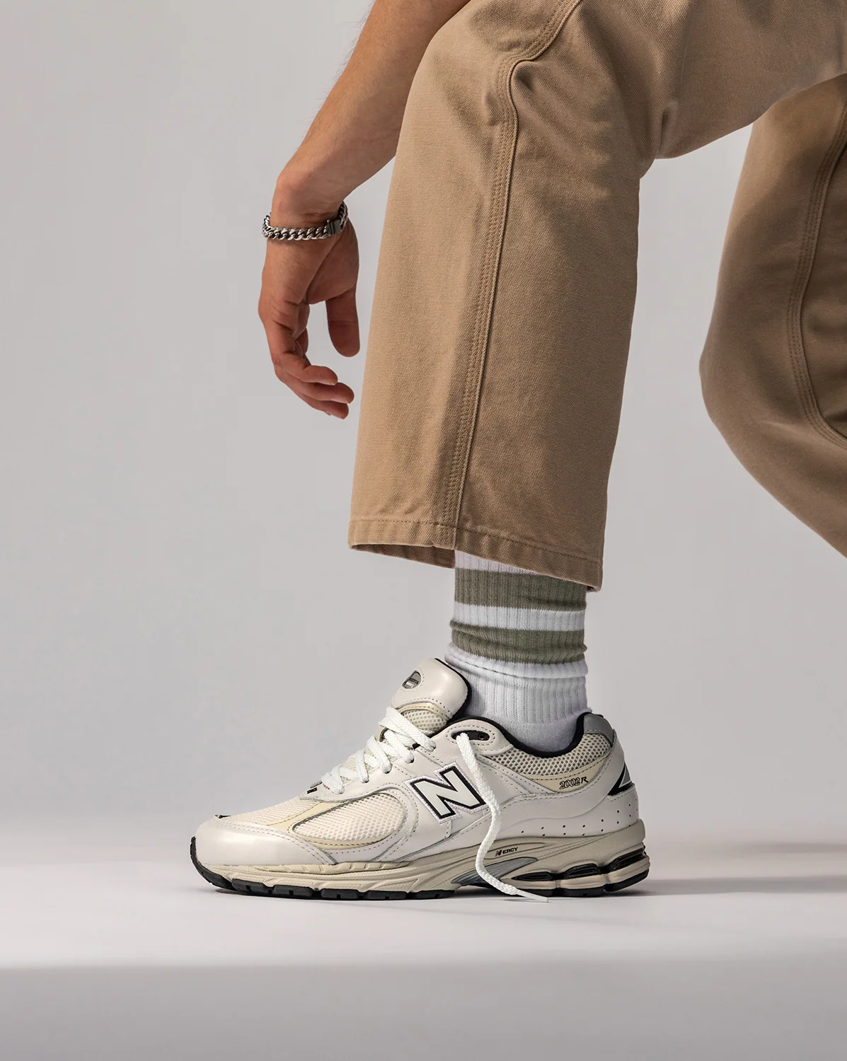 New Balance ML2002RQ - Image 4