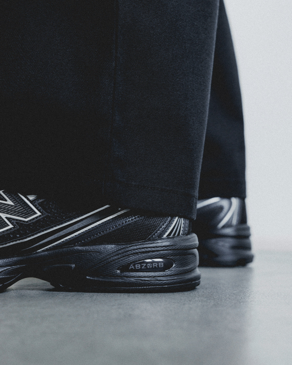 New Balance 740 - Image 4