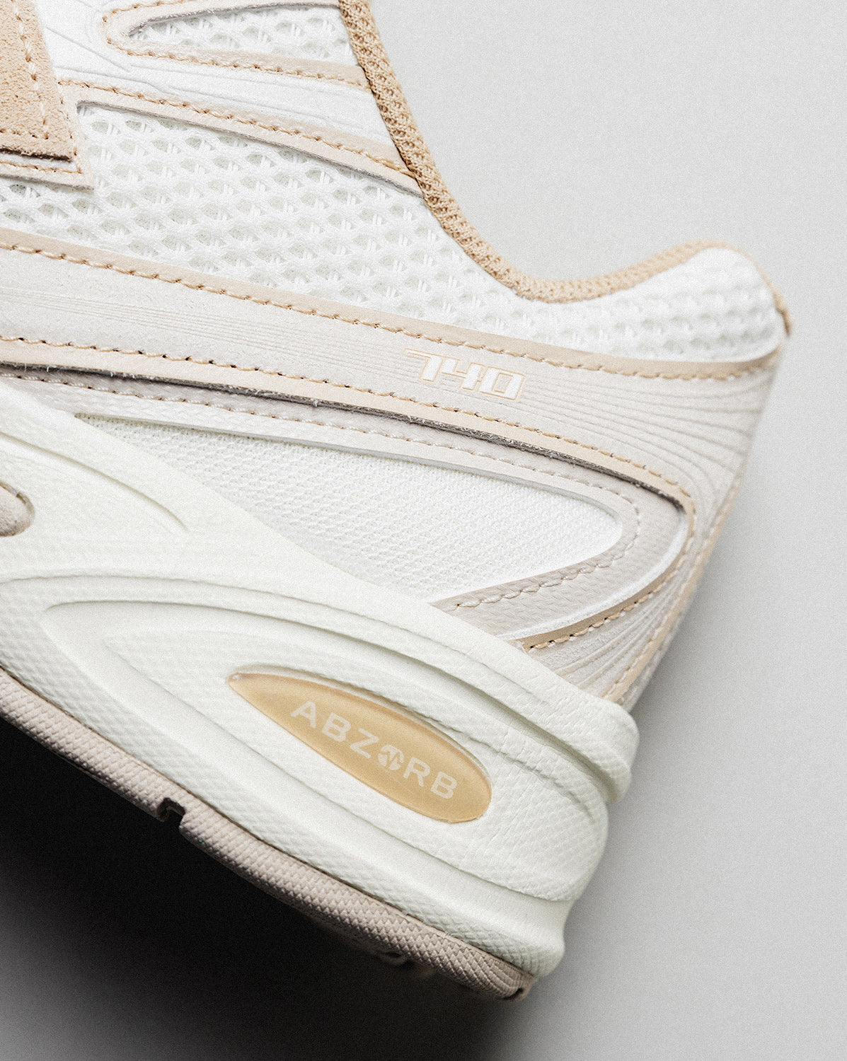 New Balance 740 - Image 3