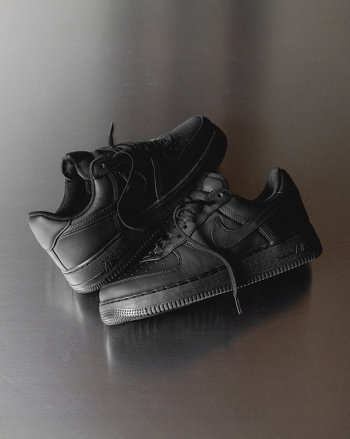 Nike Air Force 1 Low Retro Premium - Image 2