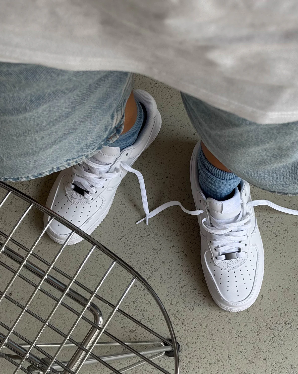 Nike Air Force 1 Low Retro Premium - Image 2