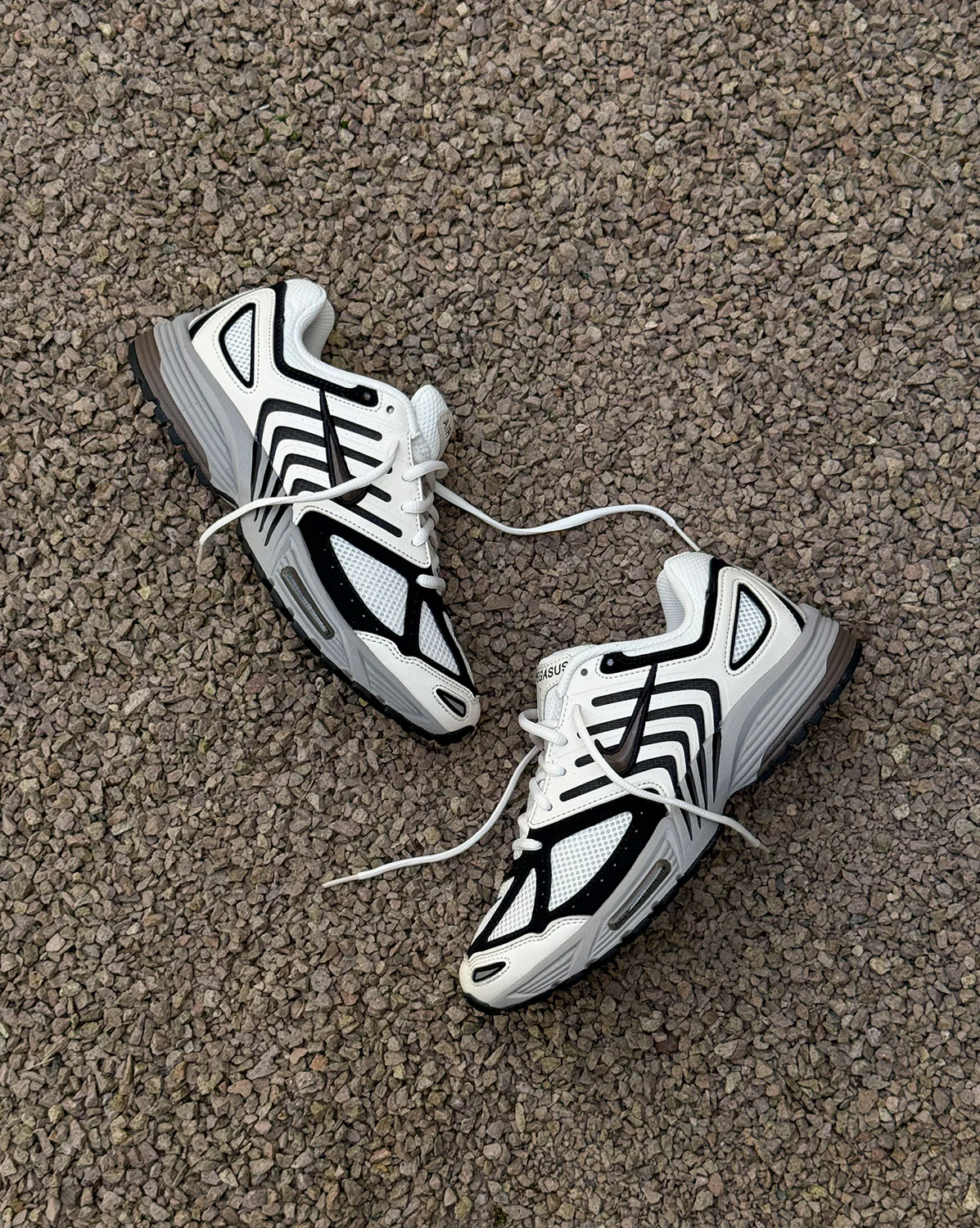 Nike Air Pegasus 2005 - Image 2
