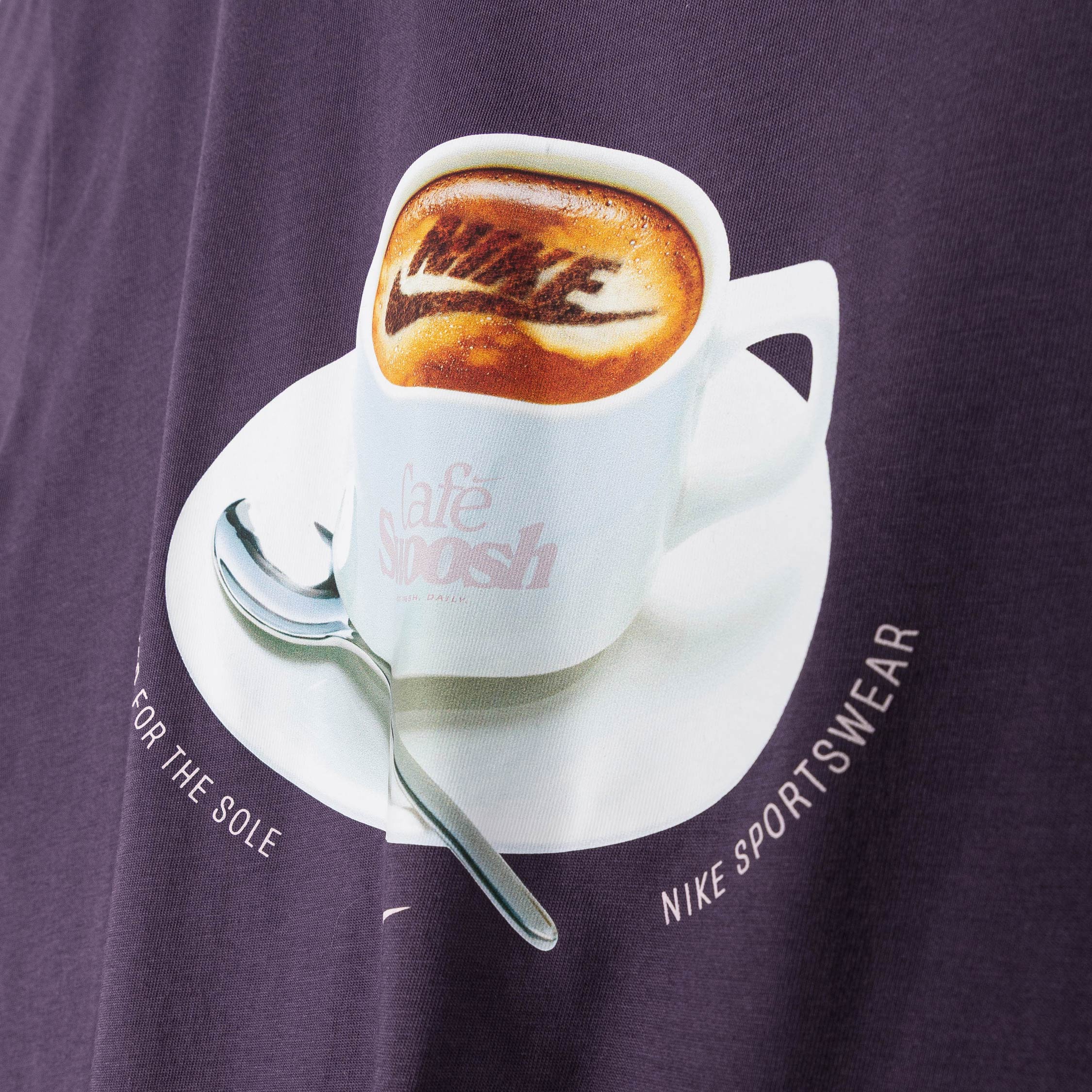 Nike Cafe Swoosh Mug T-Shirt - Image 4