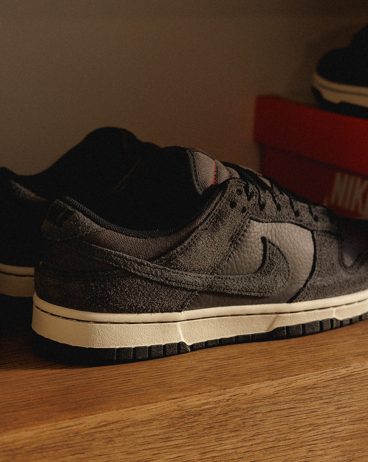 Nike Dunk Low Retro PRM - Image 3