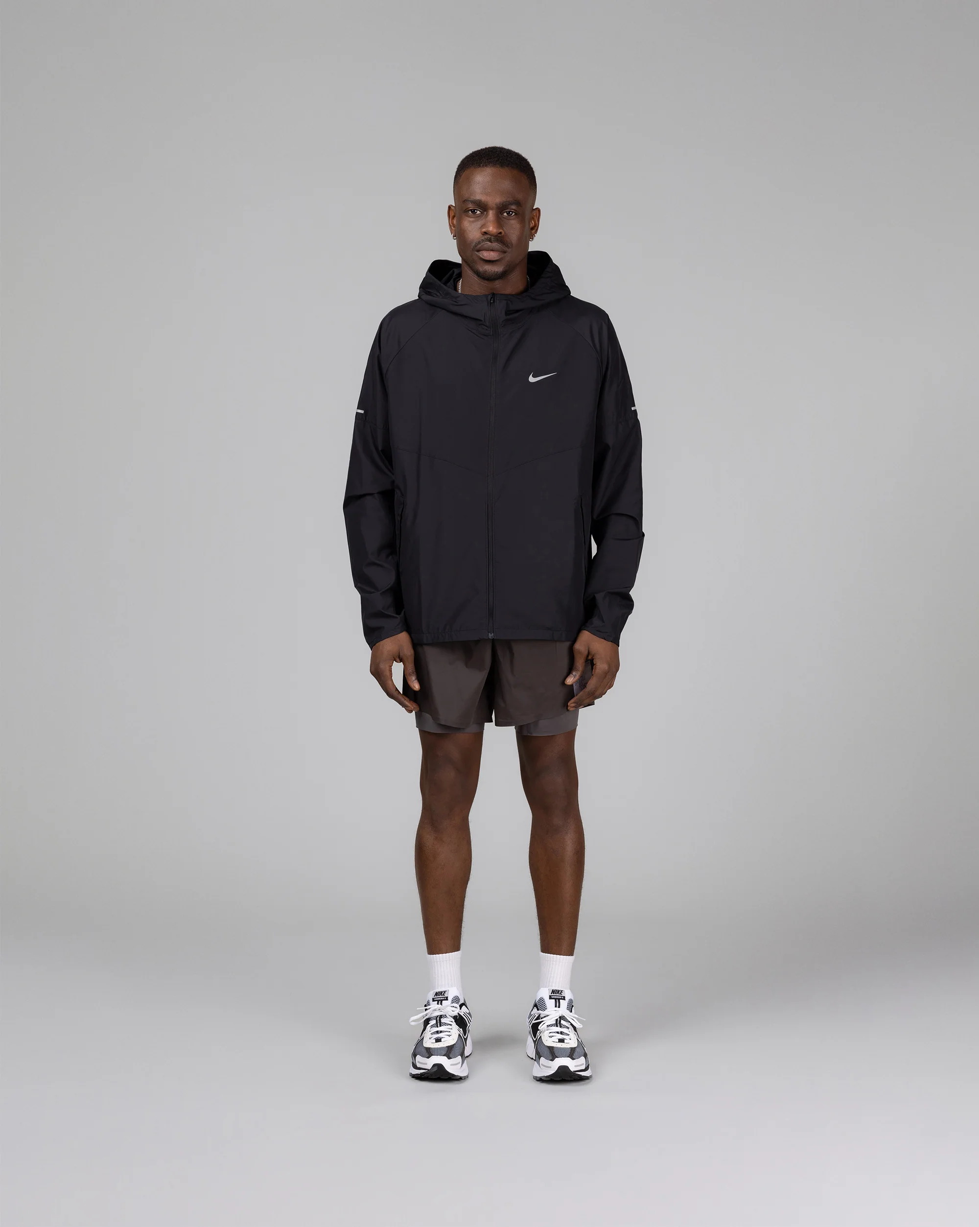 Nike Miler Repel Running Jacket - Image 2
