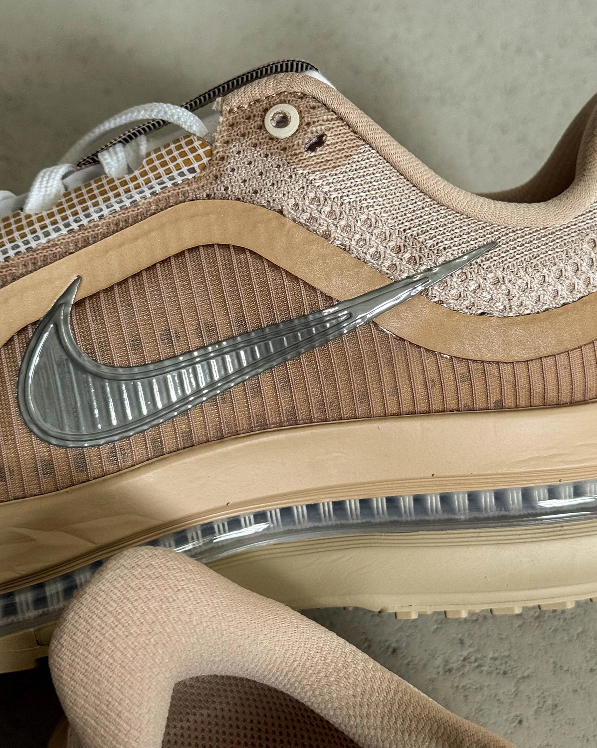 Nike Pegasus Premium SP - Image 3