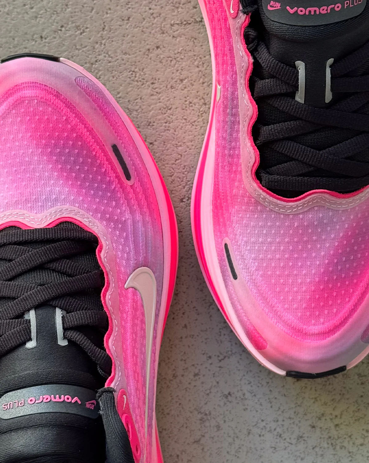 Nike Wmns Vomero Plus - Image 3