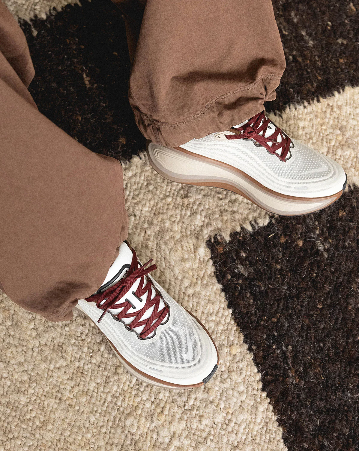 Nike Vomero Plus - Image 4