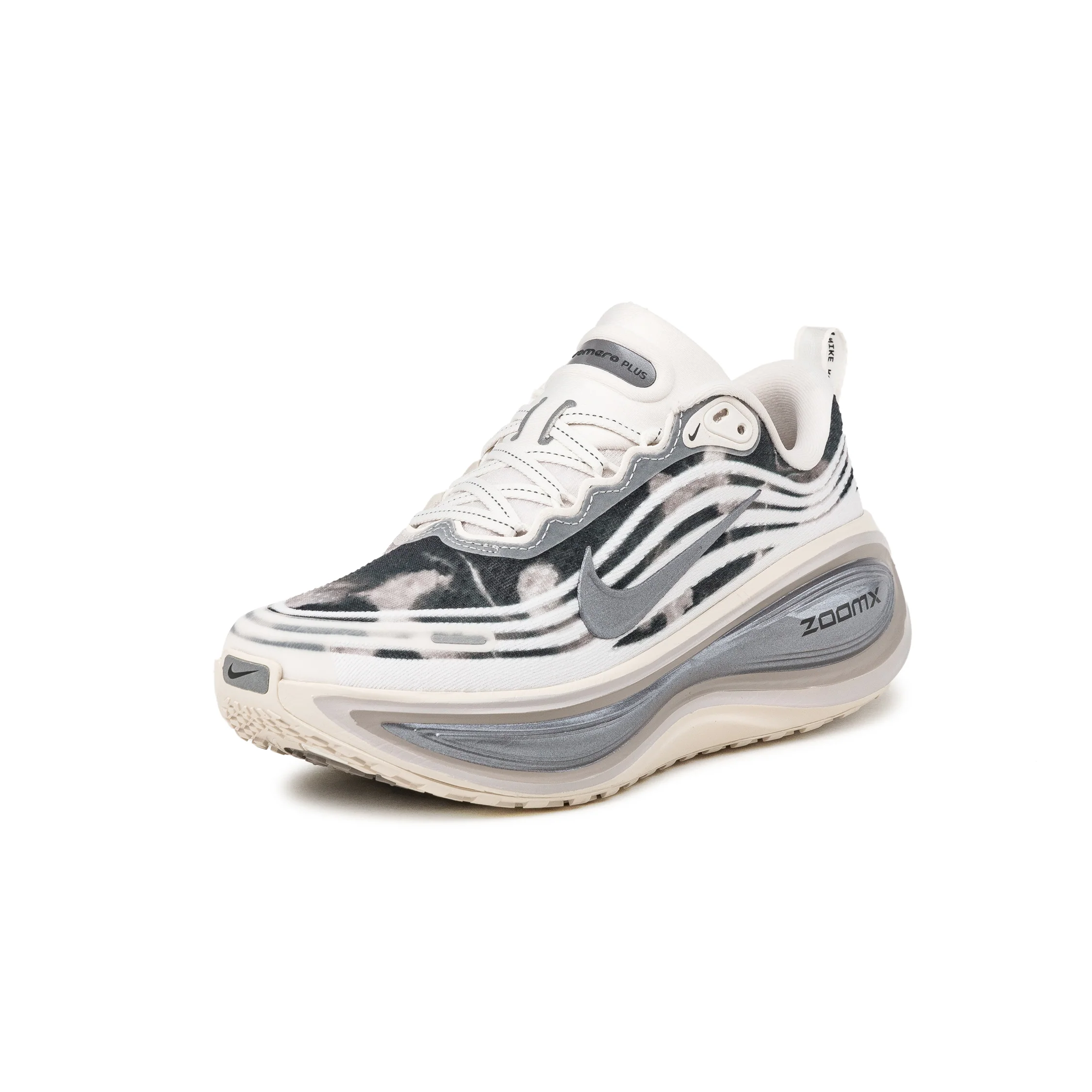 Nike Wmns Vomero Plus SE - Image 5