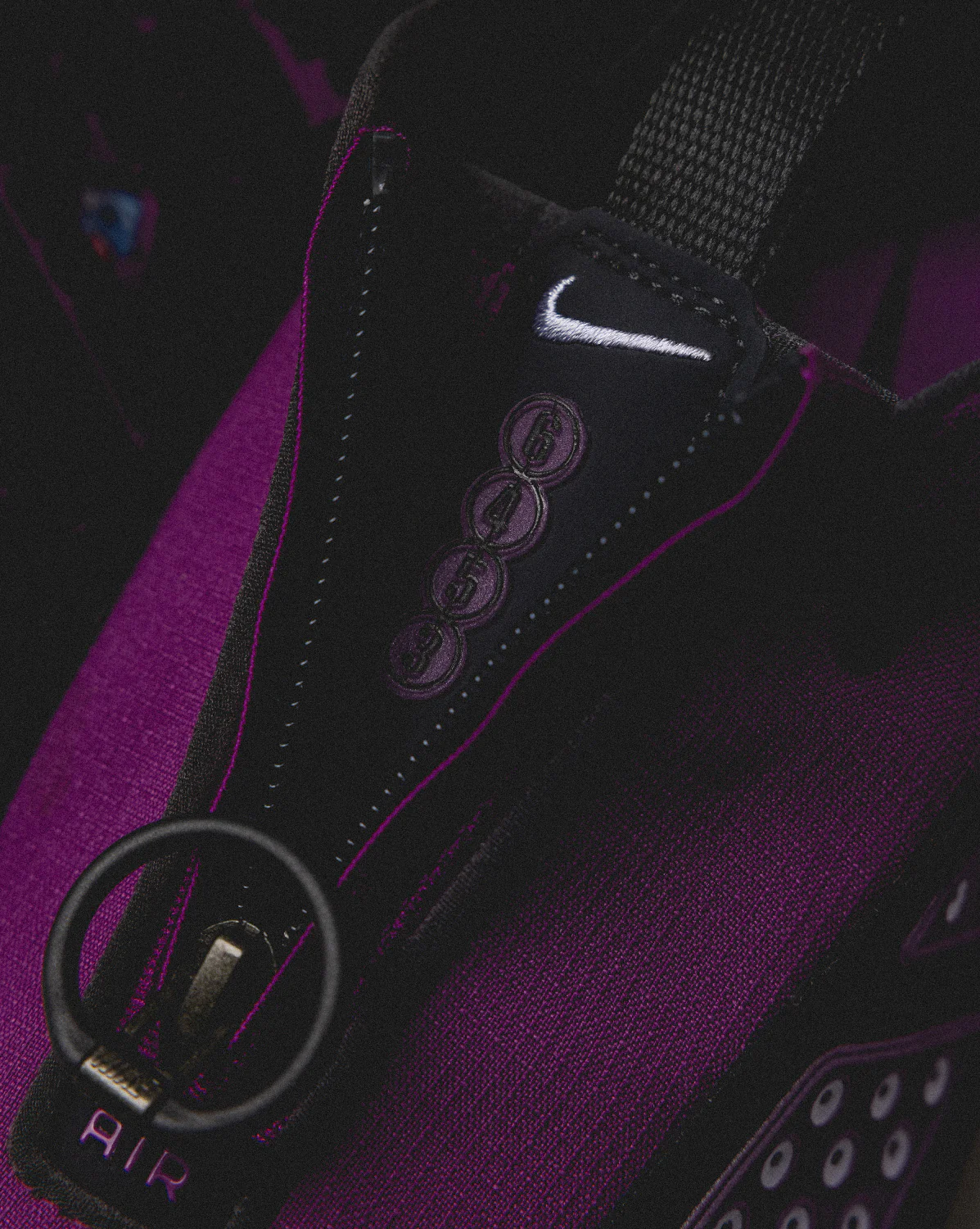 Nike Wmns Air Max SNDR *GTX* - Image 4