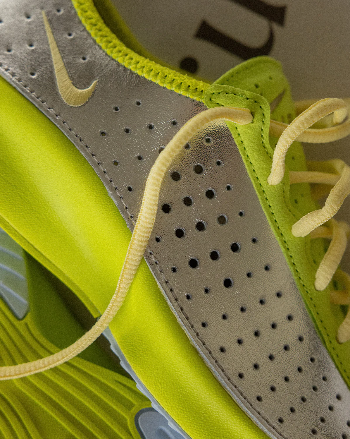 Nike Wmns Air Superfly - Image 4