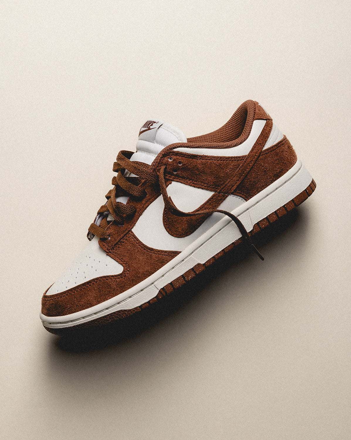 Nike Wmns Dunk Low Premium - Image 4