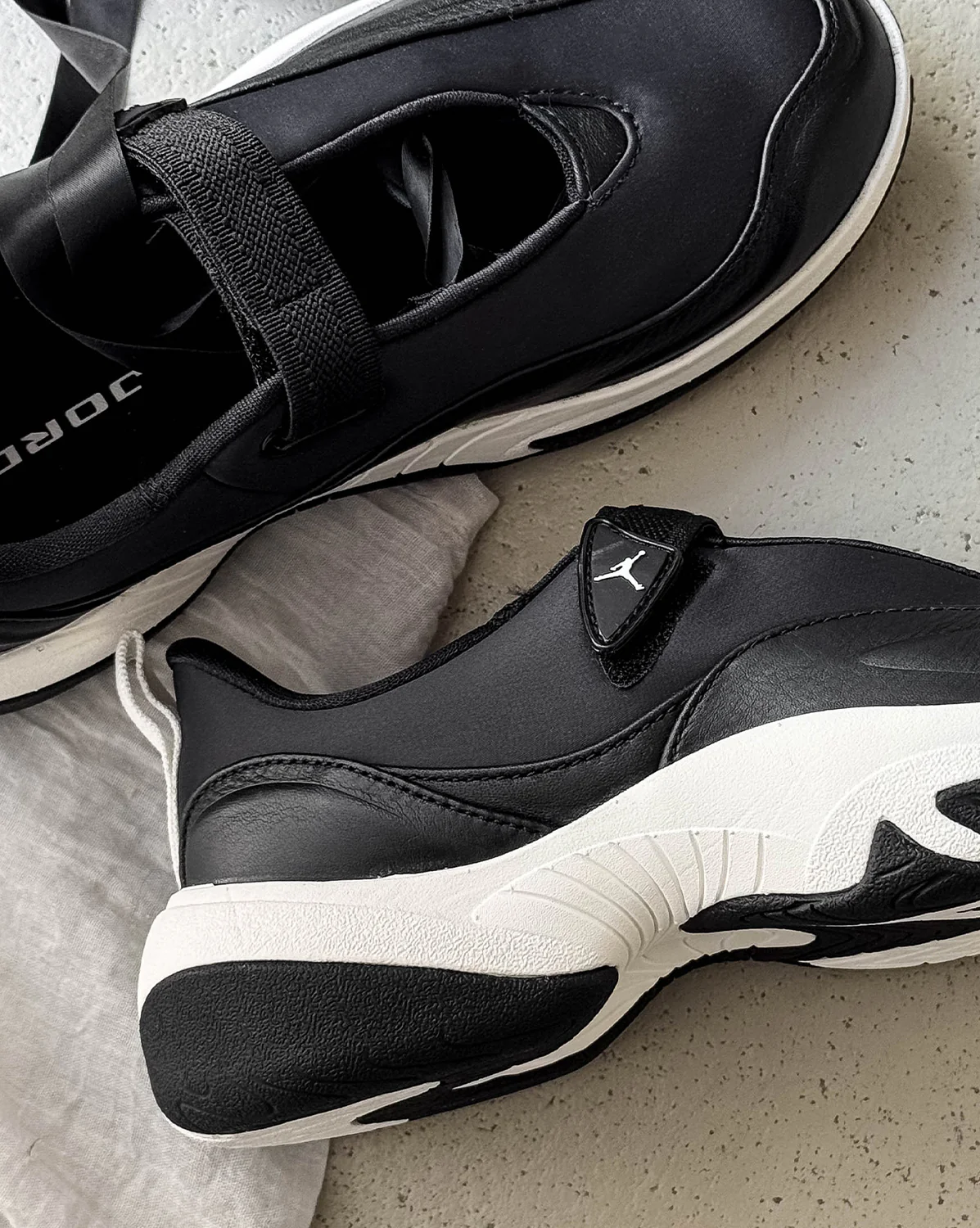 Nike Wmns Jordan Pointe - Image 3