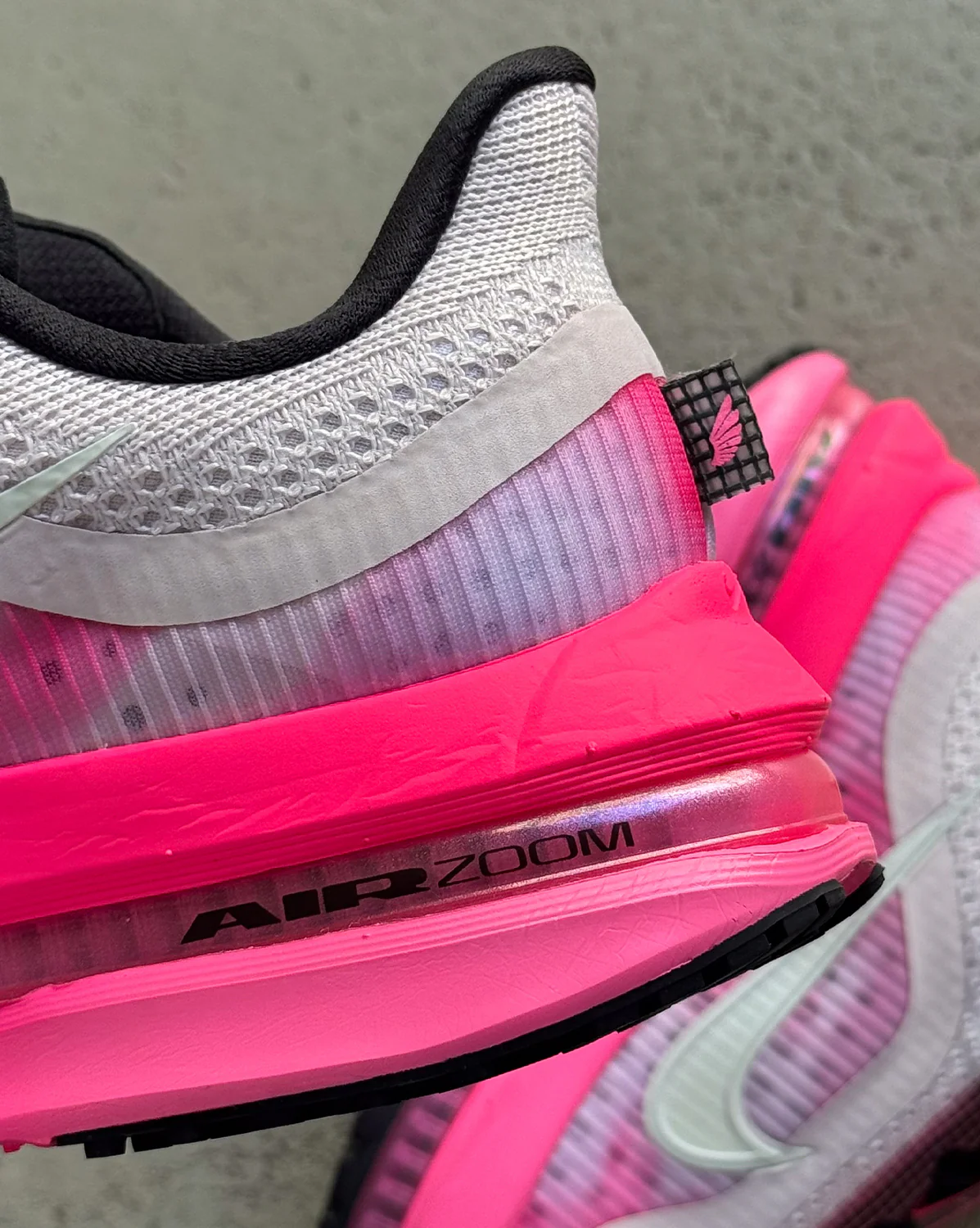 Nike Wmns Pegasus Premium - Image 3