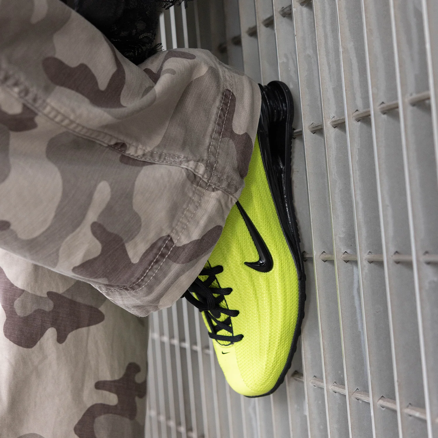 Nike Wmns Shox Z - Image 3