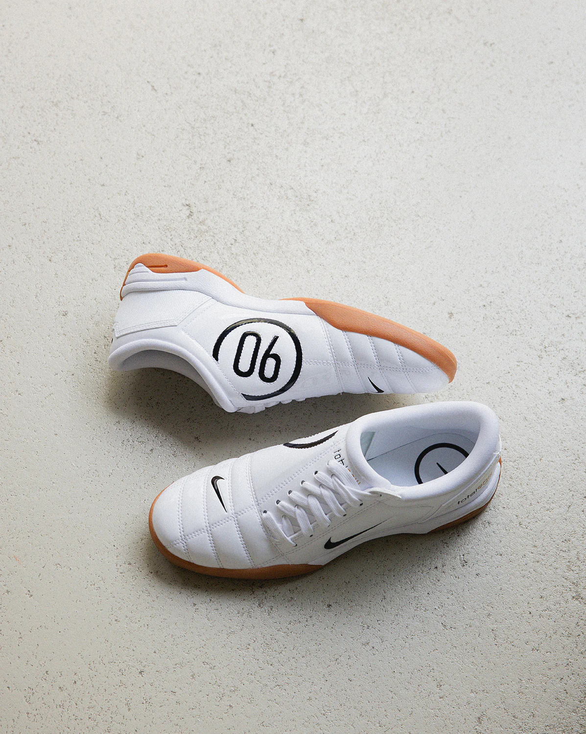 Nike Wmns Total 90 - Image 4