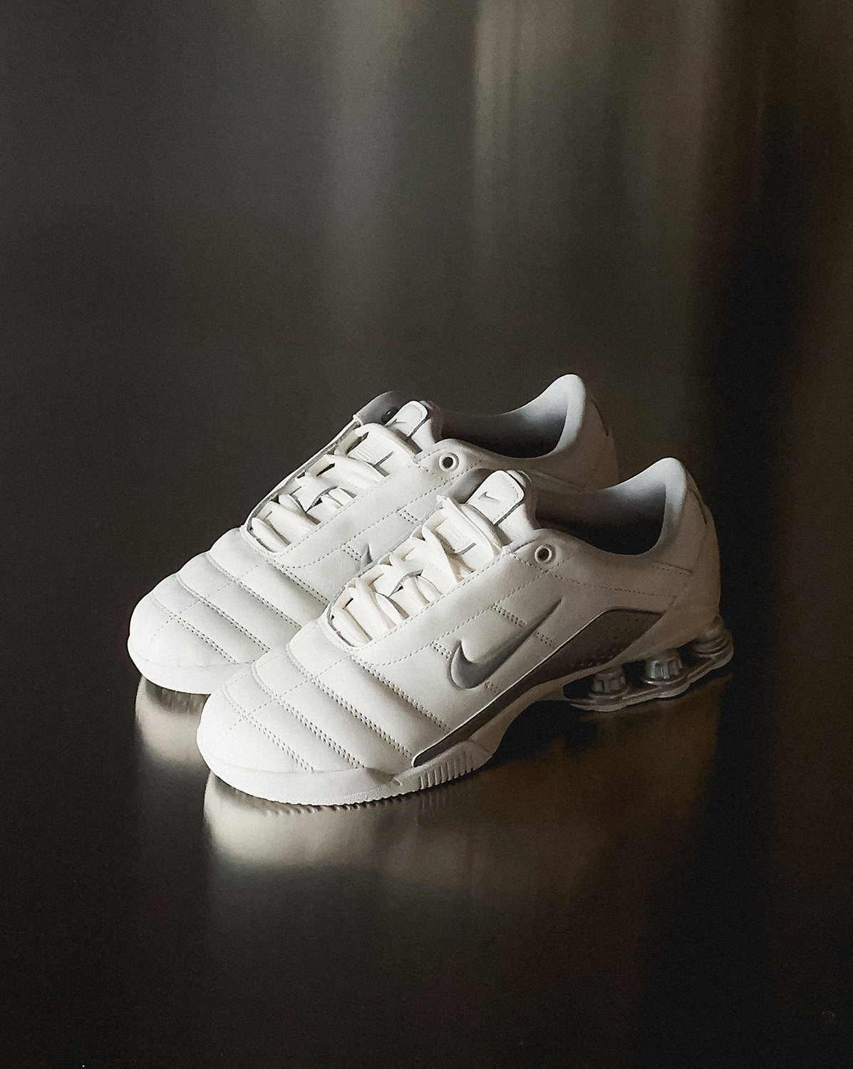 Nike Wmns Total 90 Shox Magia - Image 2