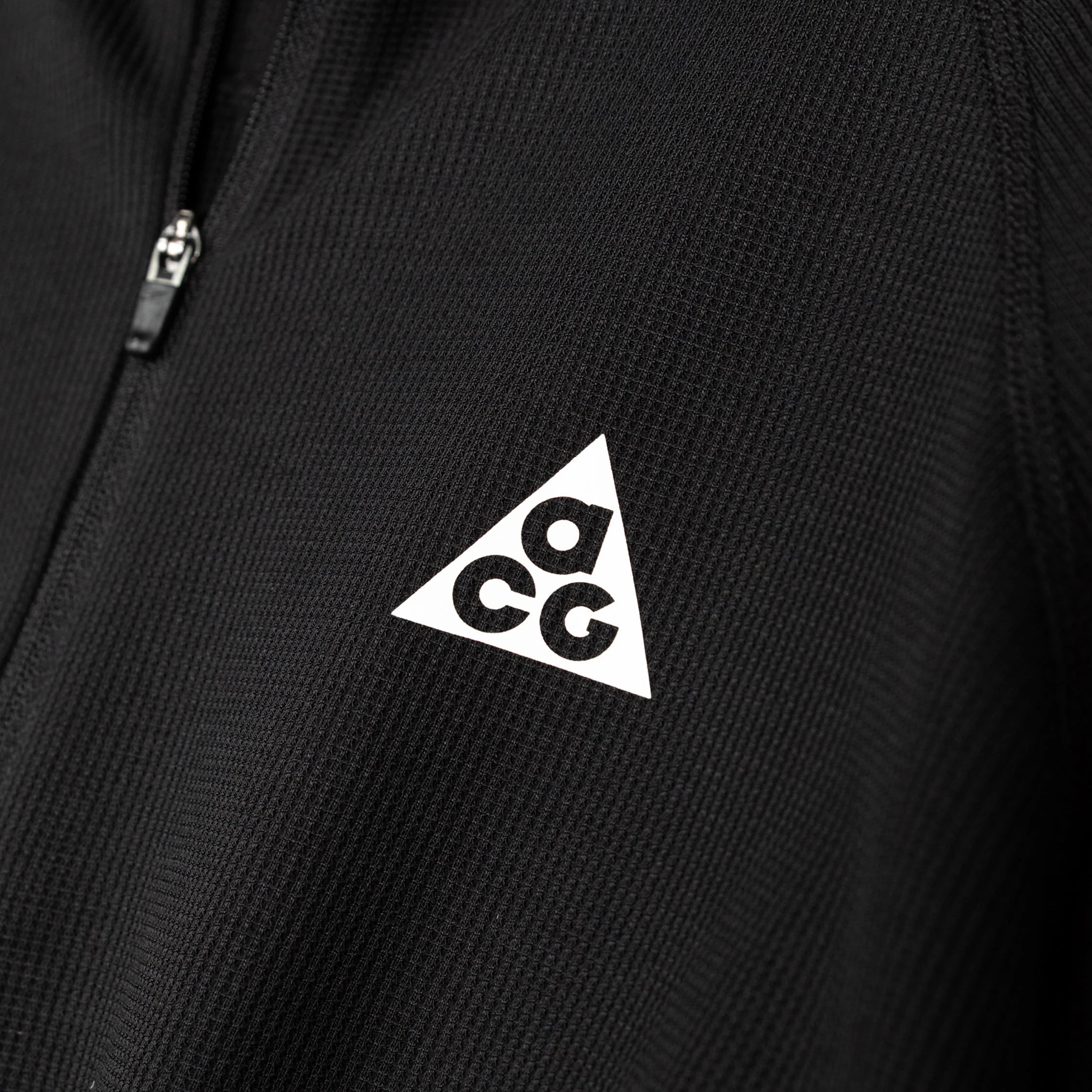 Nike	ACG Dri-Fit Mid-Layer 1/4-Zip Trail Running Top - Image 4