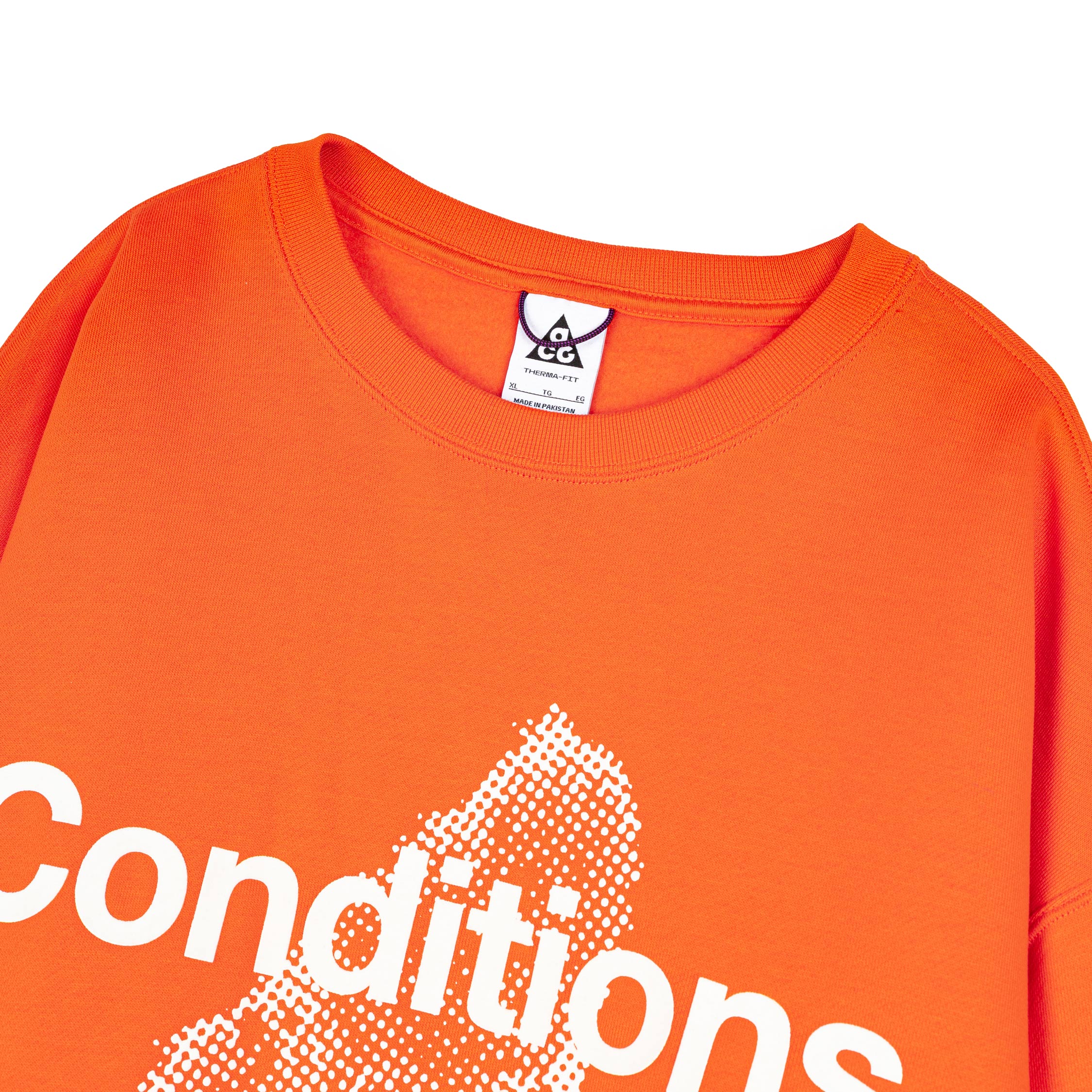 Nike	ACG Tuff Fleece Therma-Fit Crew-Neck Sweatshirt - Image 3