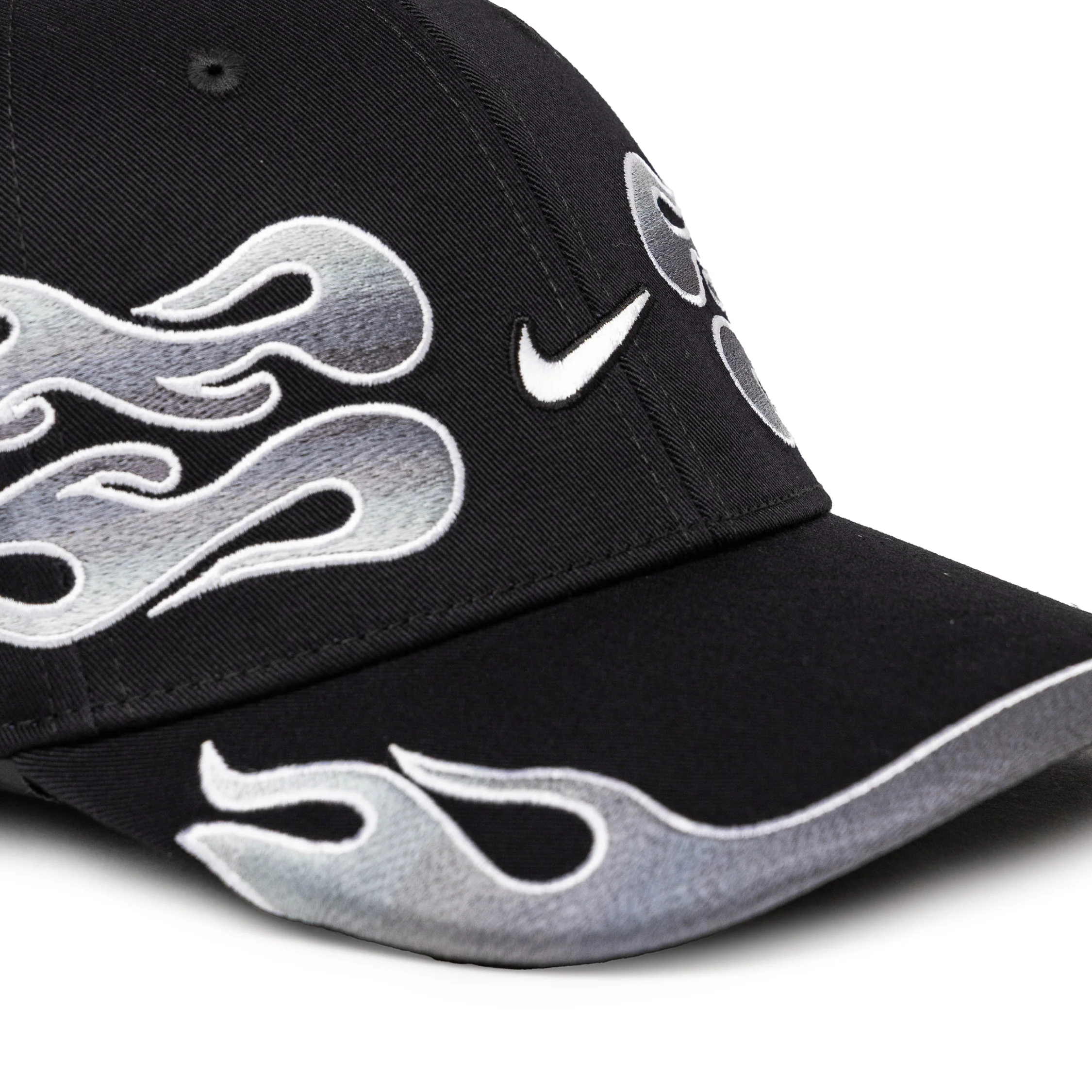 Nike	Club Structured OG Flame Cap - Image 2