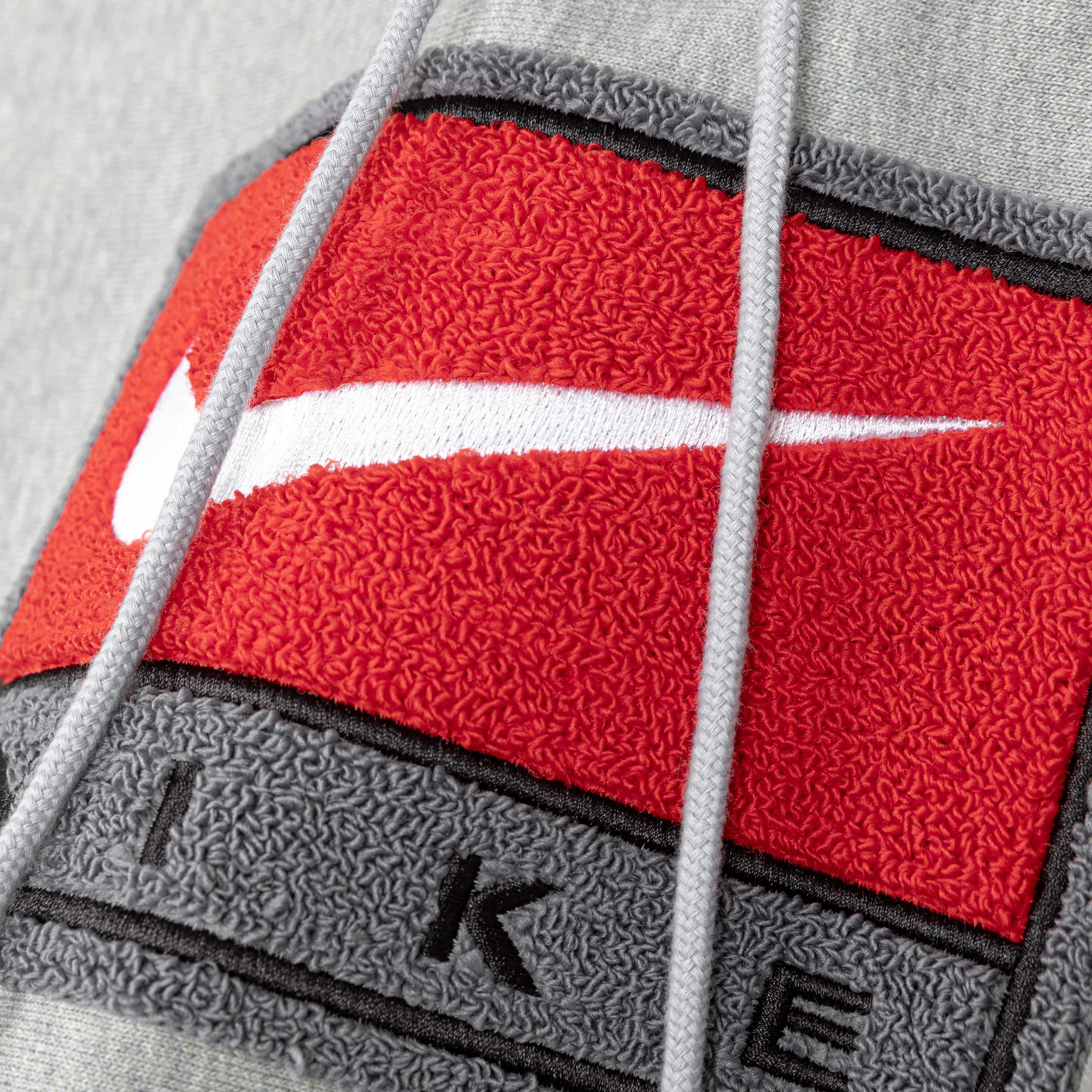 Nike	Solo Swoosh Fleece Pullover Hoodie - Image 3