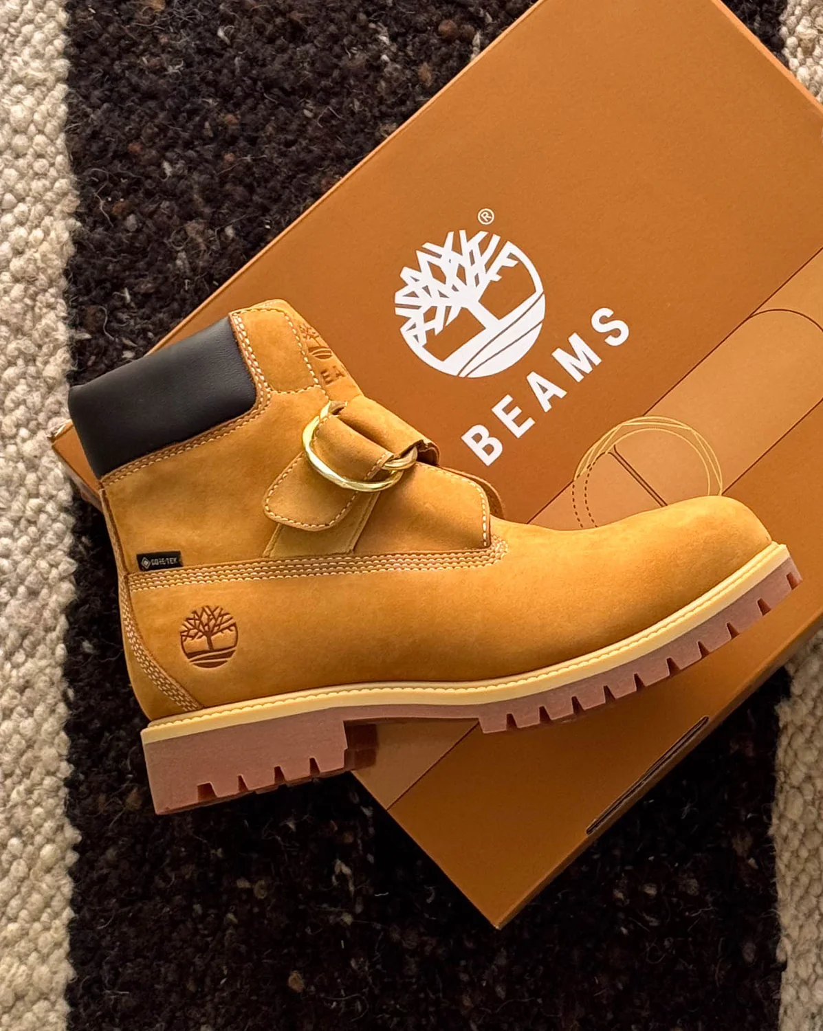 Timberland x BEAMS 6-Inch Buckle Boot GTX - Image 2