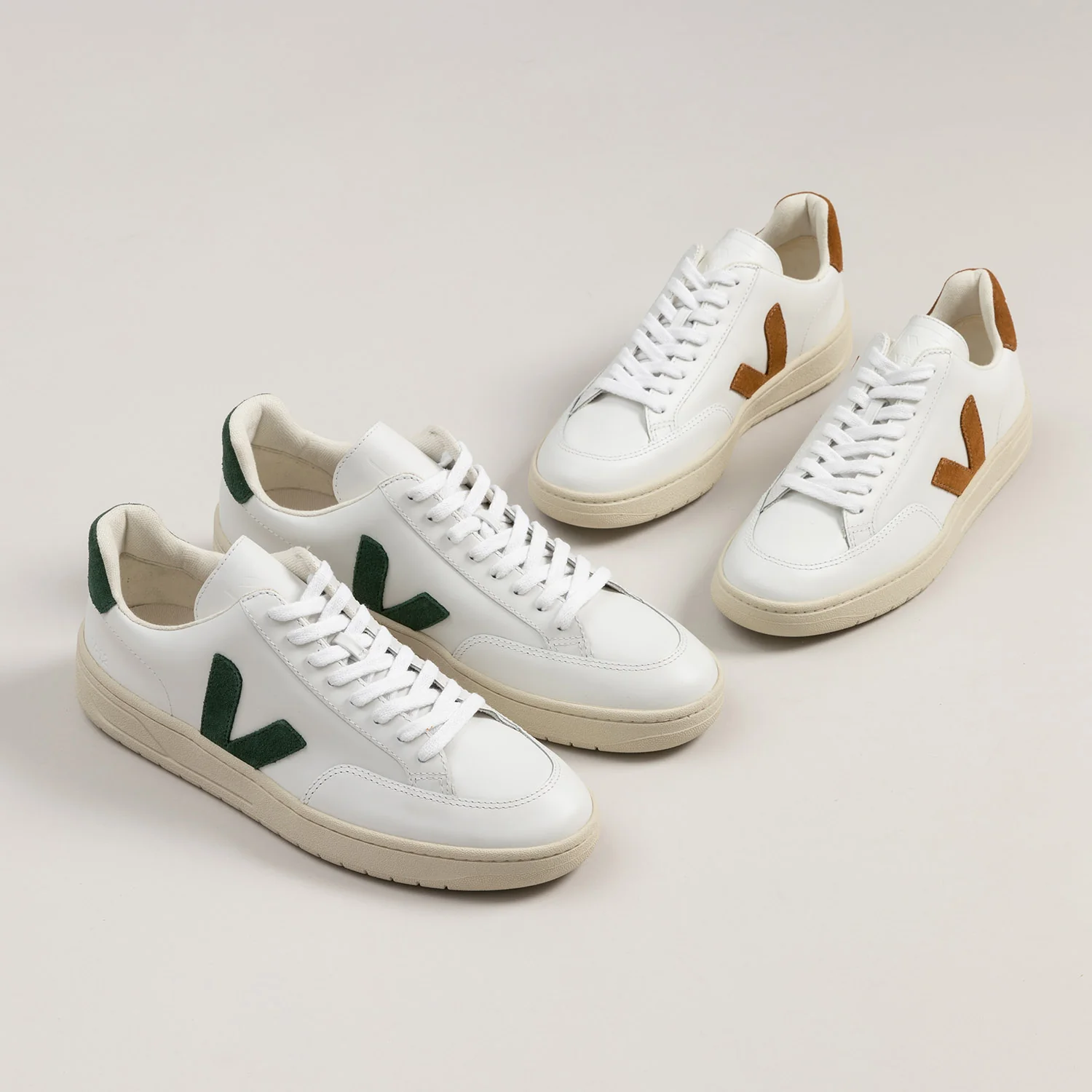 Veja V-12 Leather - Image 10