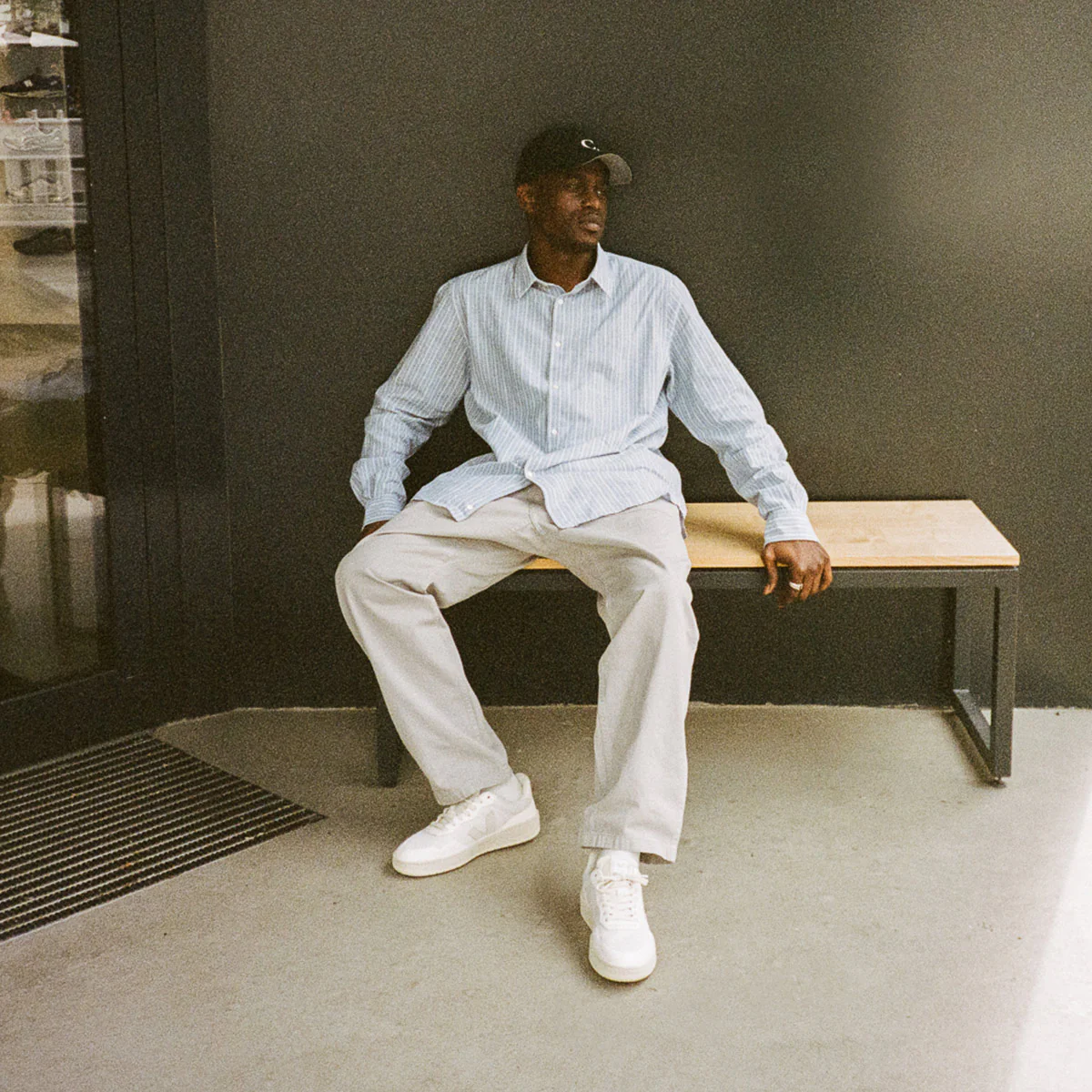 VEJA x Asphaltgold V-90 - Image 7